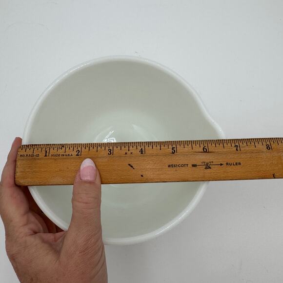 Vintage Mixing Bowl with Lip 6.25" Milk Glass Hamilton Beach - Picture 4 of 7